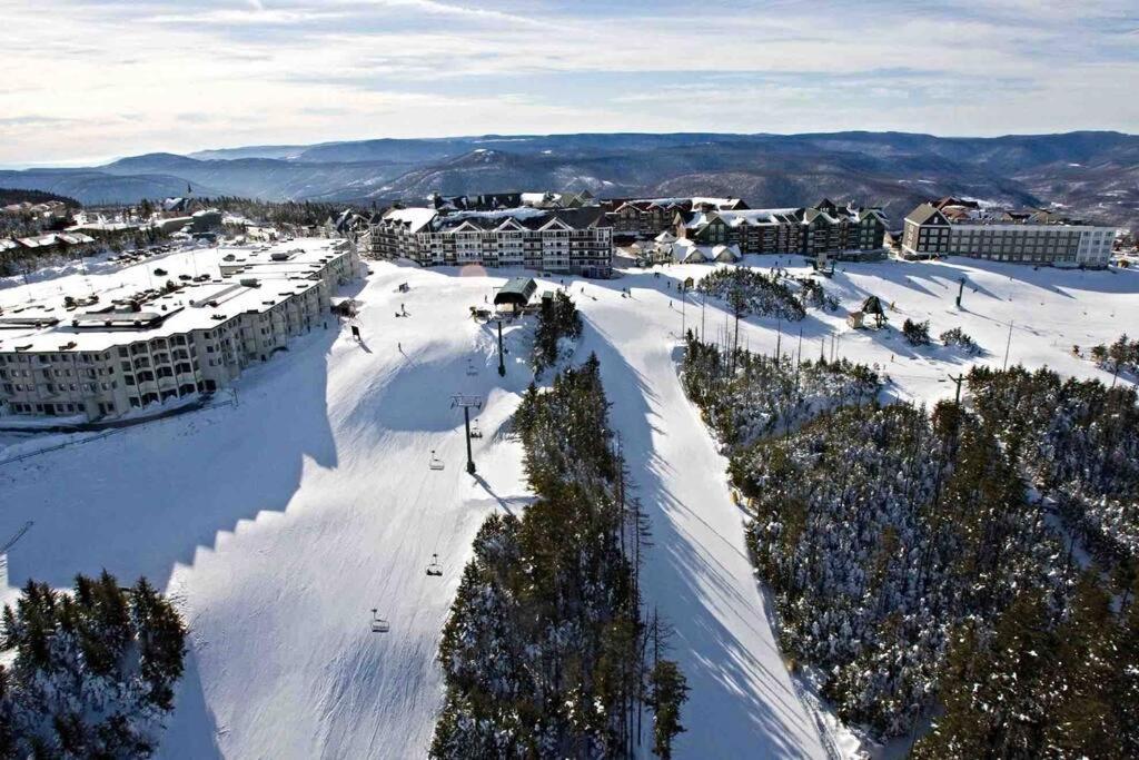 Snowshoe Mountain Retreat! Ski In And Out! Bagian luar foto